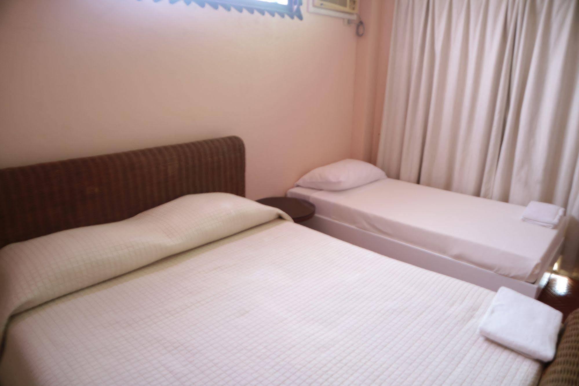Casa La Granja Hotell Iloilo City Exteriör bild